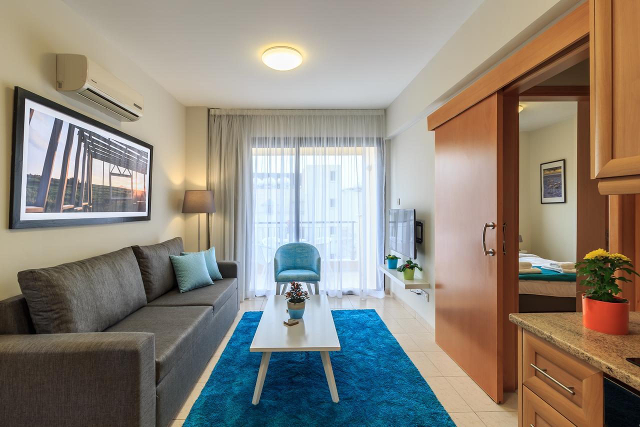 Soho City Apartments Larnaca Exteriér fotografie