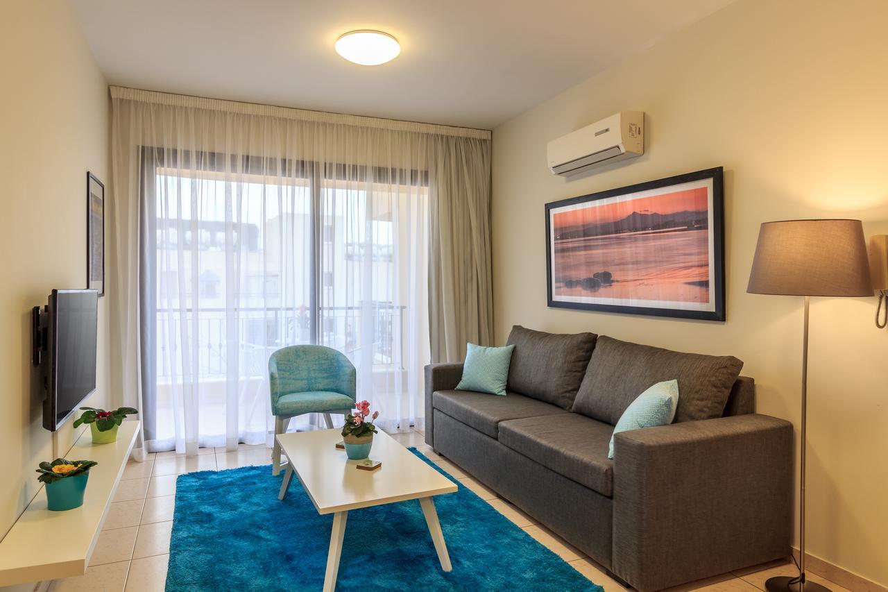 Soho City Apartments Larnaca Exteriér fotografie